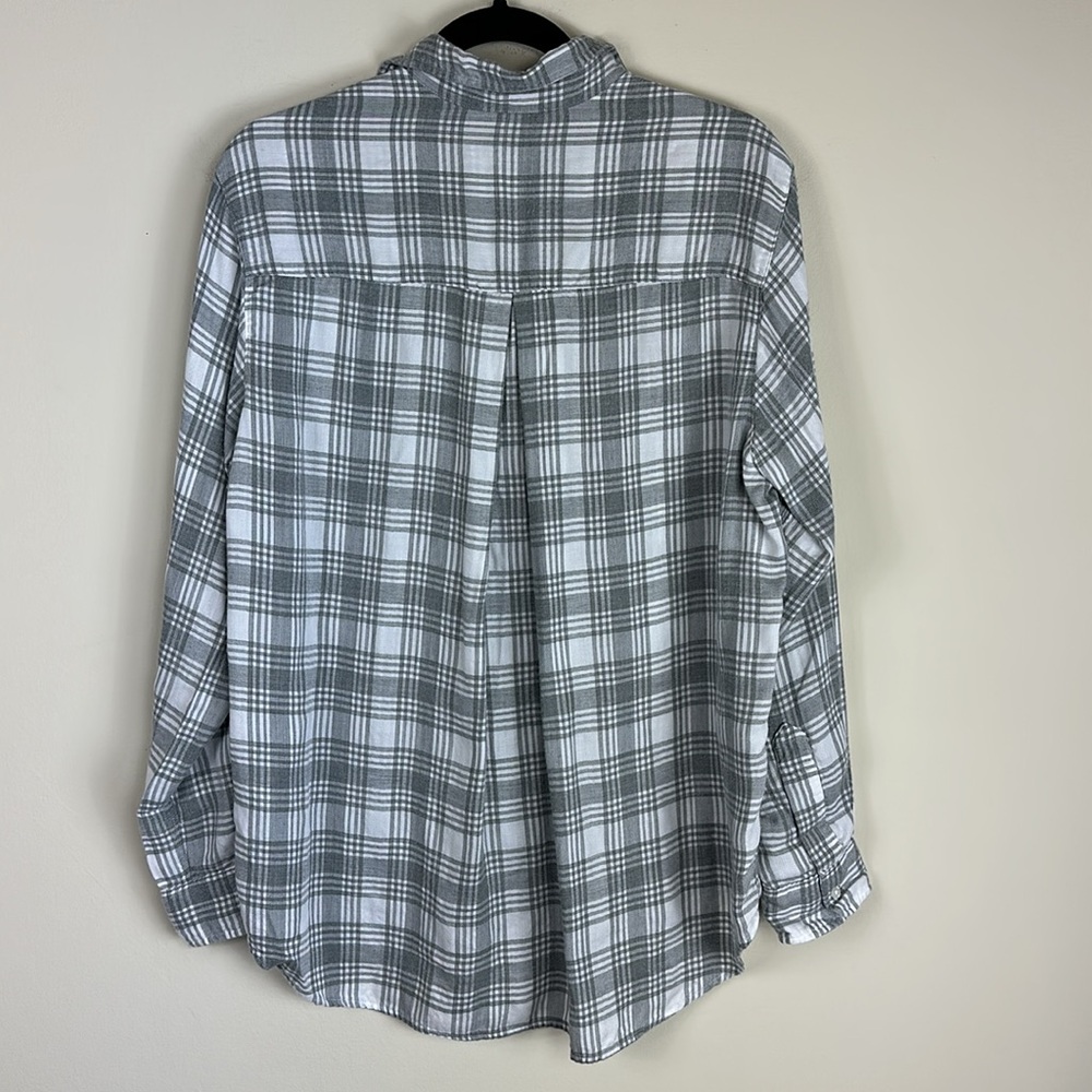 GRAYSON Women’s ‘The Hero’ Plaid Long-sleeve Collared Button Down Shirt - Picture 8 of 8